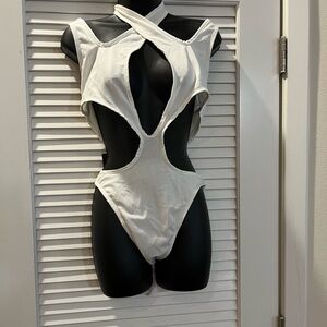 PrettyLittleThing White Cutout One-Piece Swimsuit